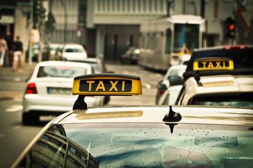 Telecamere di sicurezza sui taxi di Malpensa